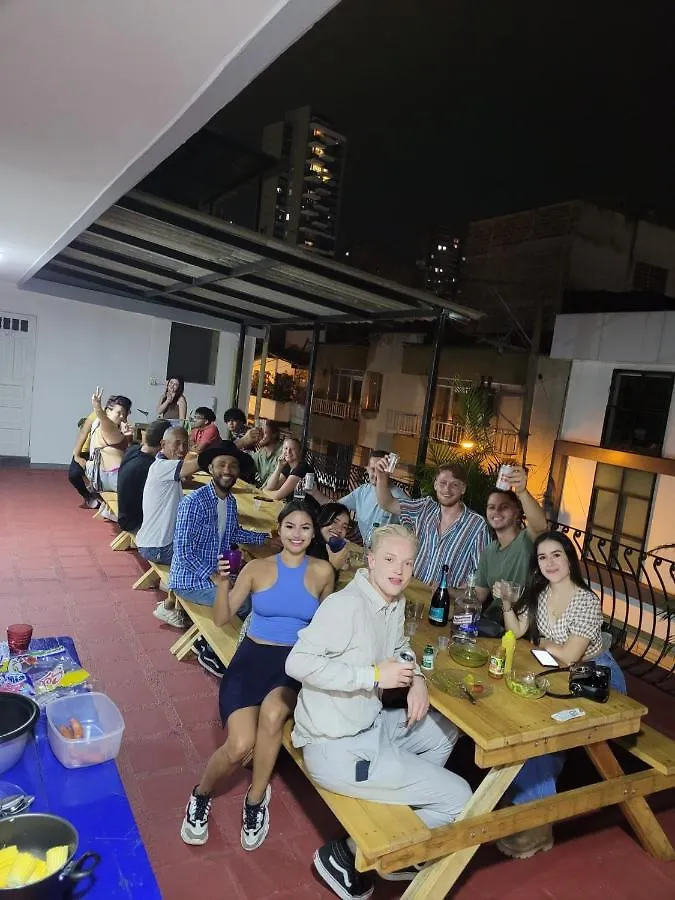 La Familia Hostel - Parque Poblado Medellín 0*,  Kolumbien