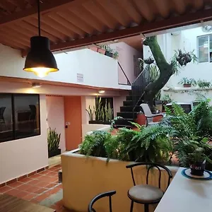 Guest house Casa Primavera, Medellin