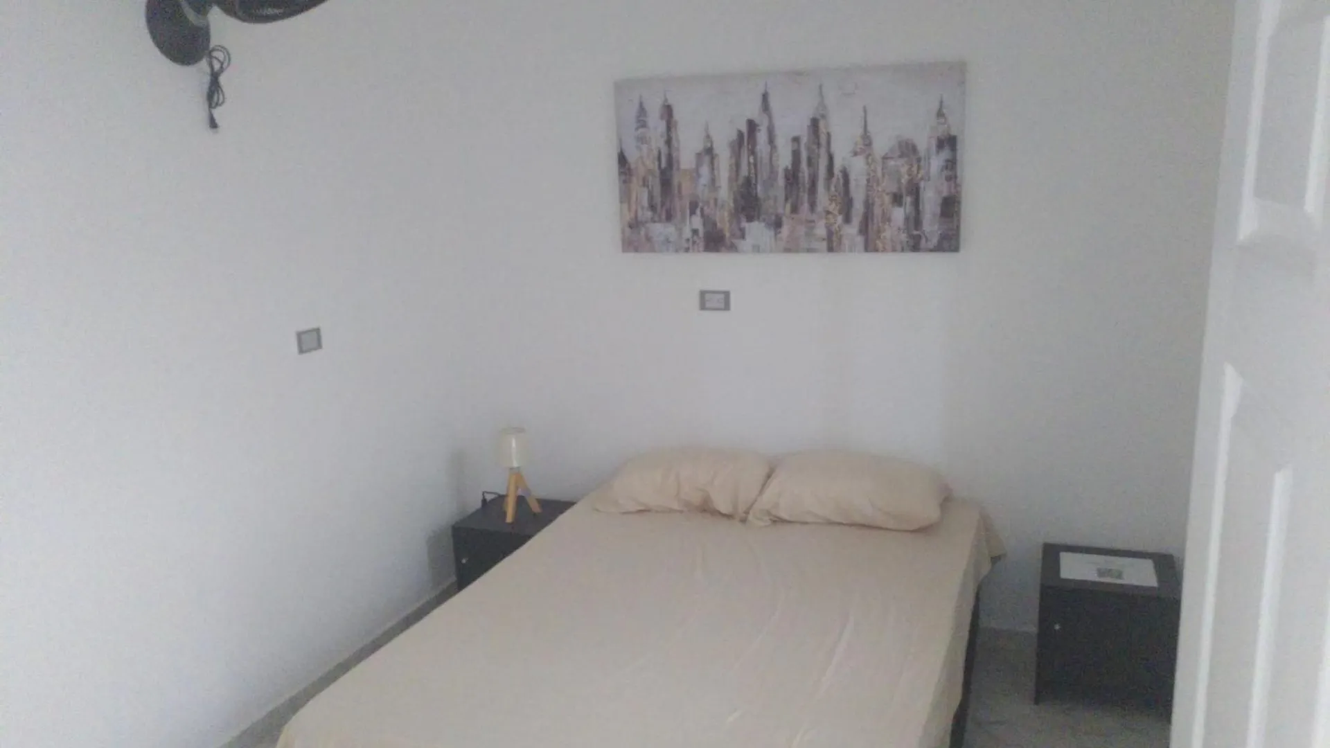 La Familia Hostel - Parque Poblado Medellin Colombia