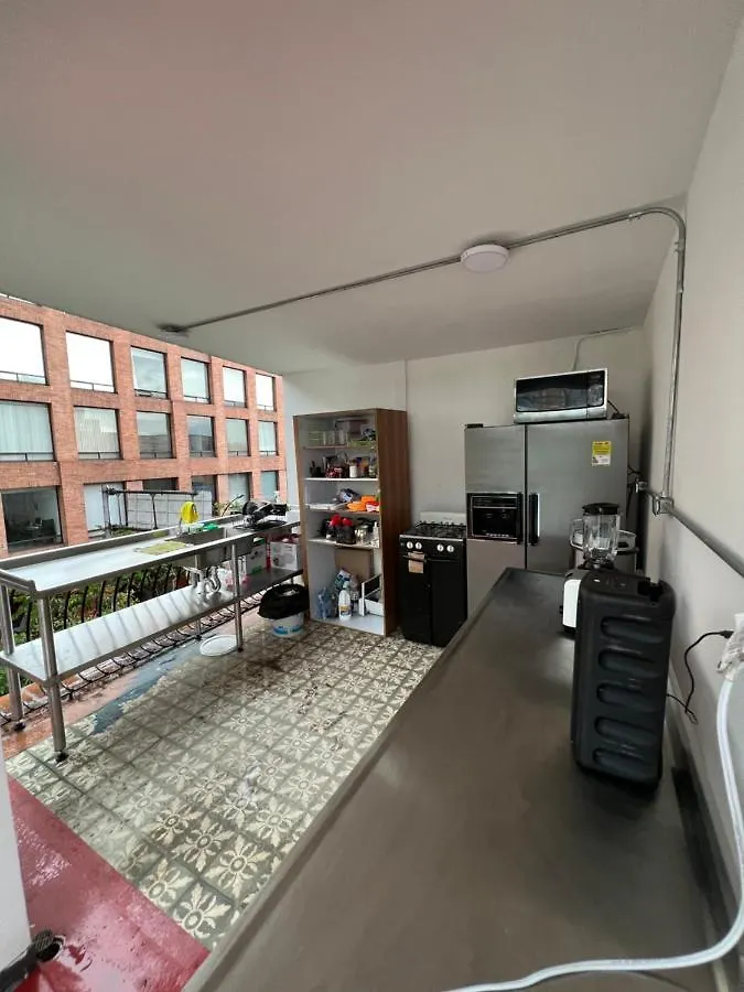 La Familia Hostel - Parque Poblado Medellin Colombia