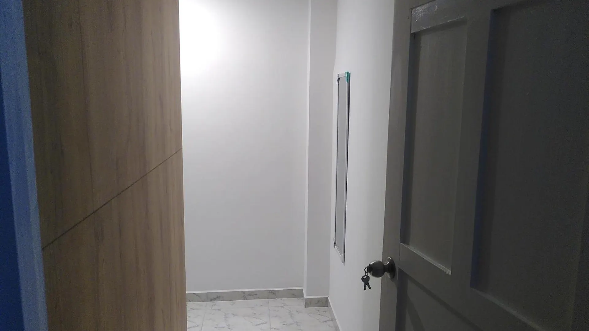 La Familia Hostel - Parque Poblado Μεντεγίν